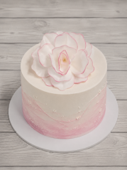 Květ z jedlého papíru - Bílá růže s růžovým  lemem 🌸