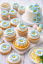 Cukrové kytičky modré 2,5 cm – jemná dekorace na dorty a cupcakes