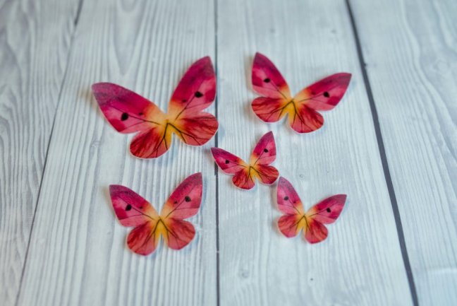 Motýlci z jedlého papíru - červený - 5 ks