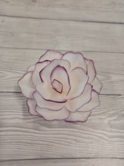 Květ z jedlého papíru - Bílý ( fialový stín ) velký