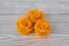 Růže z modelovací hmoty - oranžové  3 ks