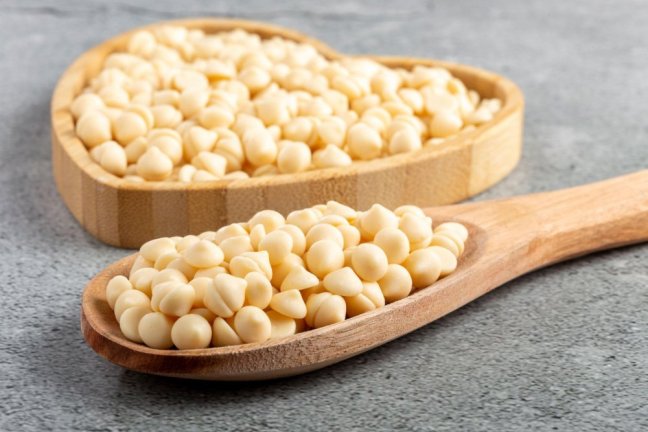 Bílá čokoláda Xocofine 38 % minipecičky – profesionální cukrářská čokoláda 250 g