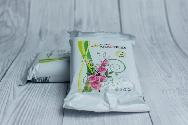 Cukrářská hmota modelovací Smartflex Flower vanilka - 250 g