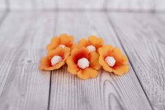 Květy z modelovací hmoty - oranžové - 5 ks