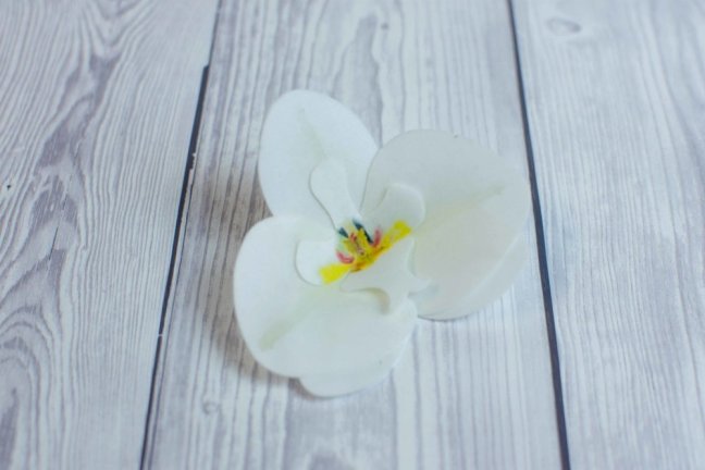 Květ z jedlého papíru - bílá orchidej - 3 ks